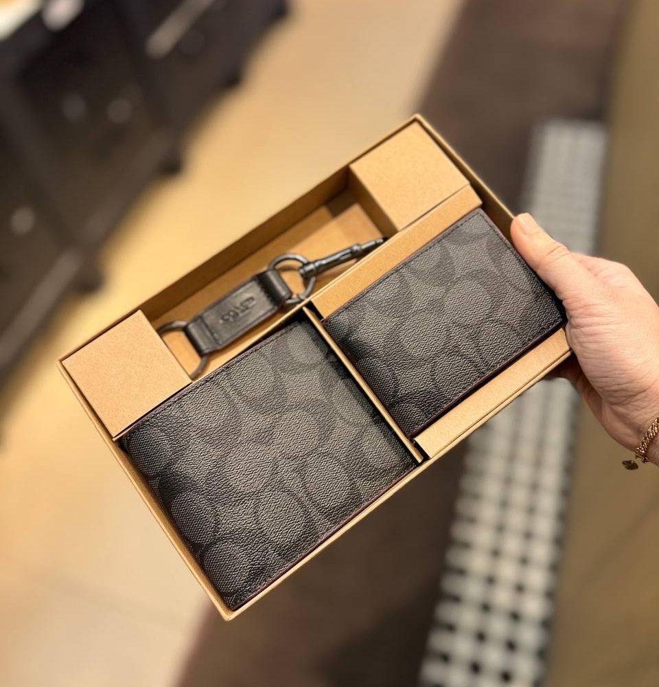 COACH Men's Wallet Set