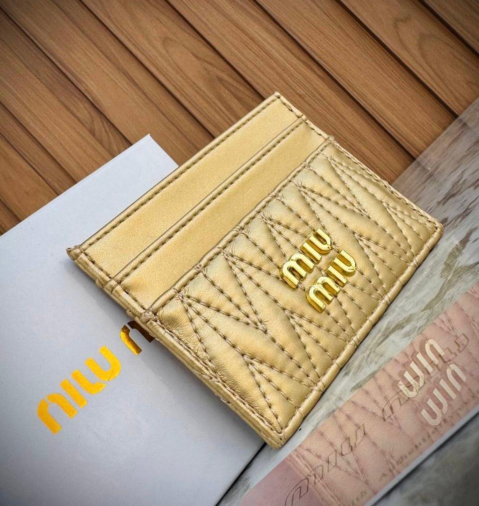 MIU MIU