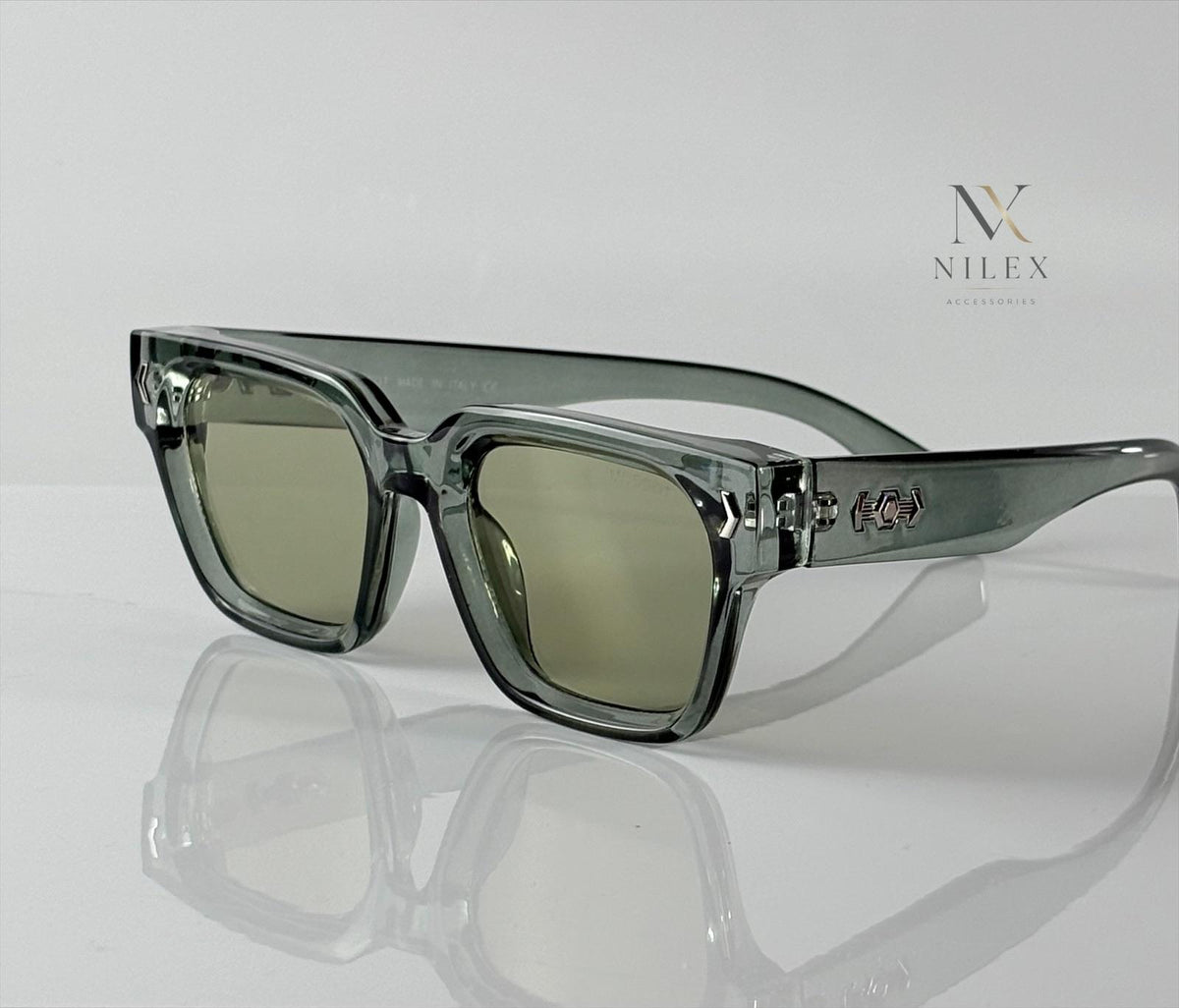 MOSCOT