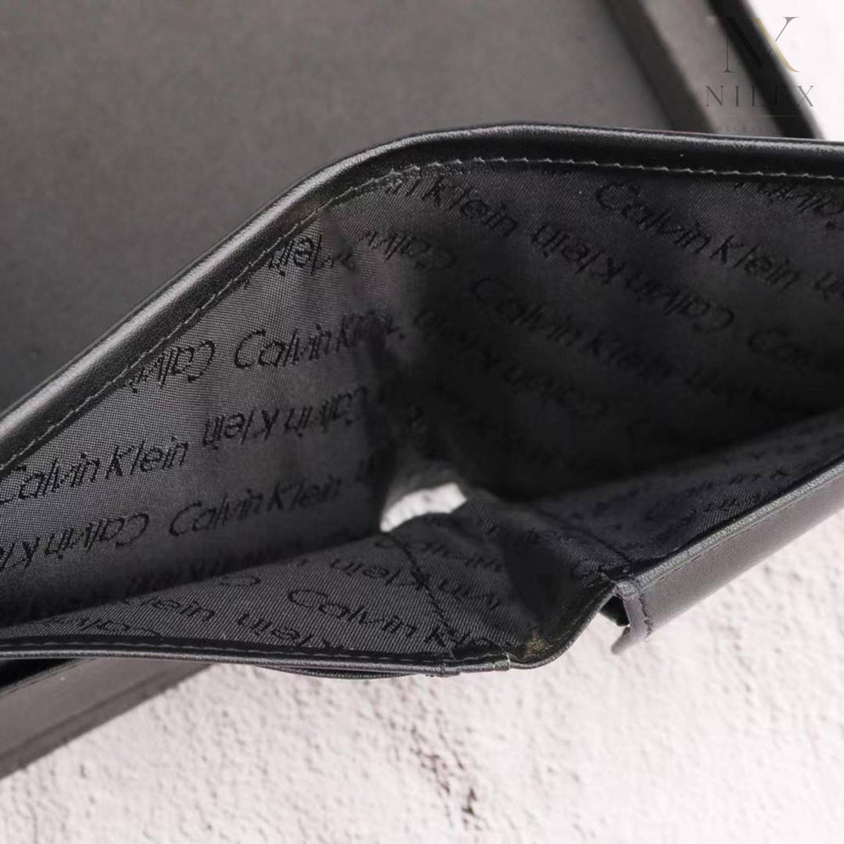 Calvin Klein Men's Wallet Set