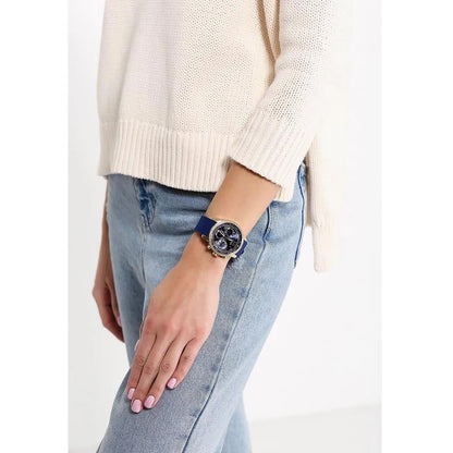 GUESS Women's Watch | W0616L2