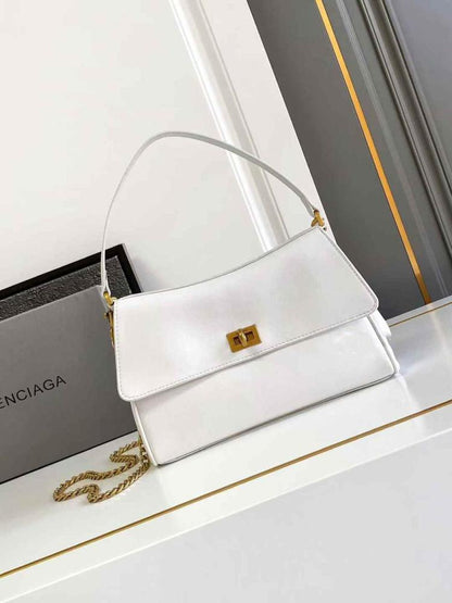BALENCIAGA