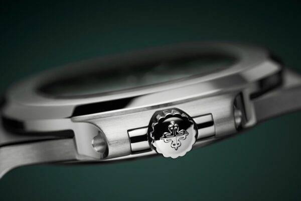 Patek Philippe Nautilus Men’s Watch