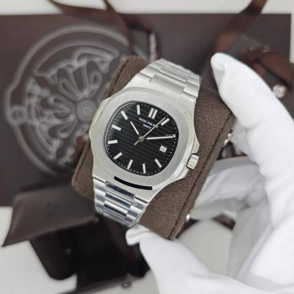 Patek Philippe Nautilus Men’s Watch