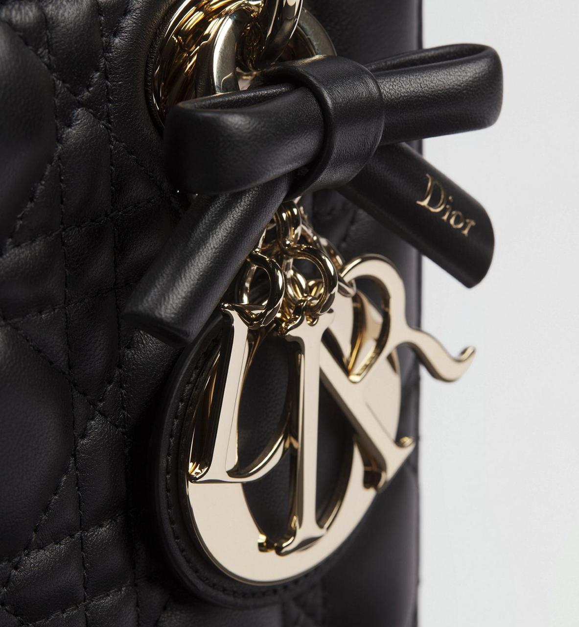 DIOR