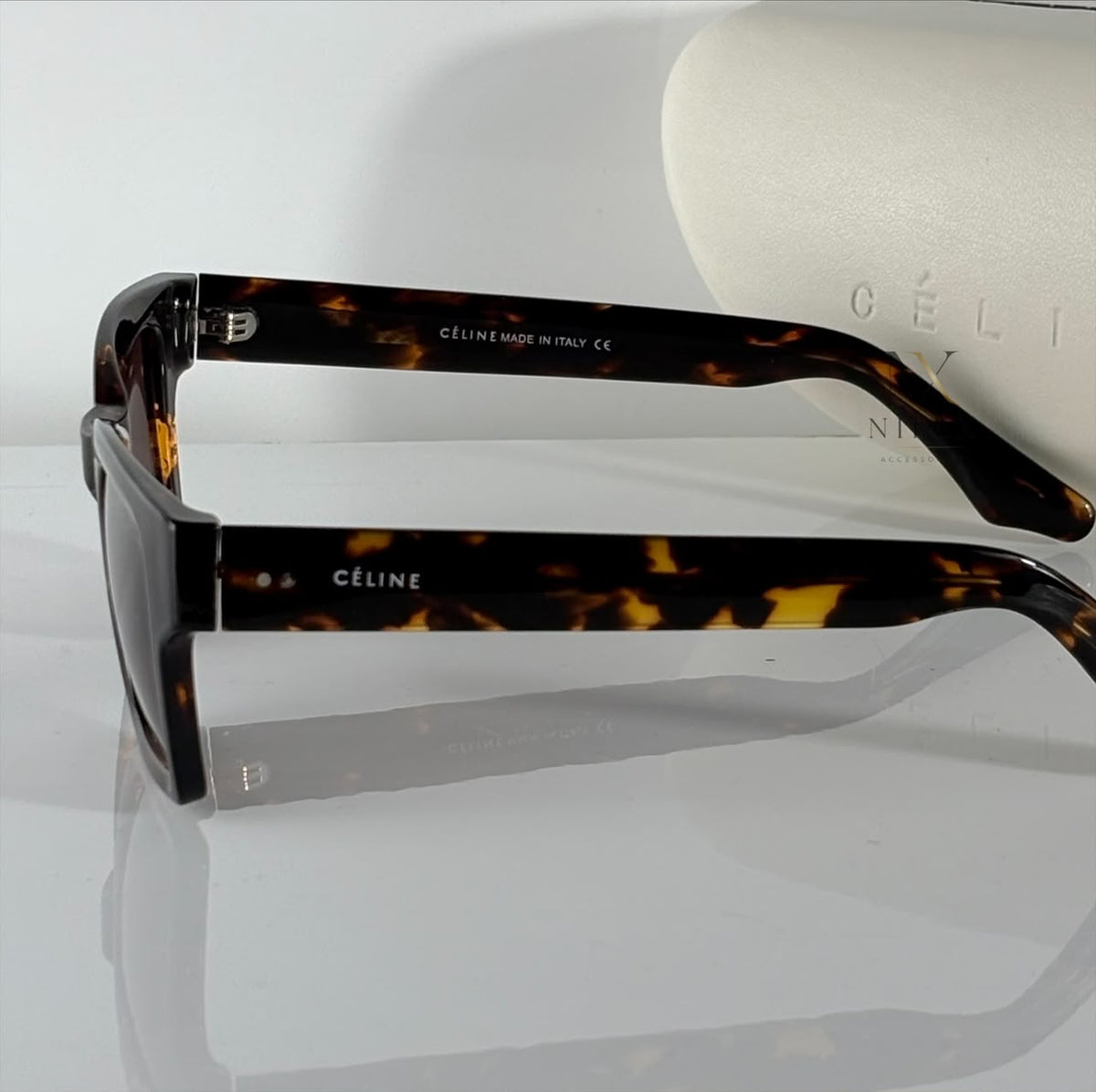 CELINE