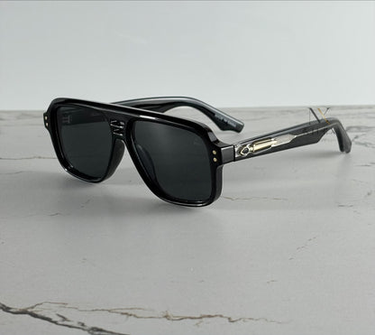 JMM  | J003
